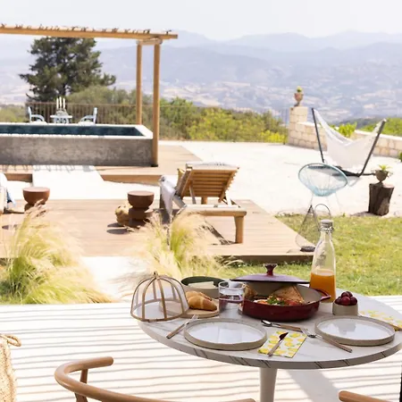 فيلة Thea Estate